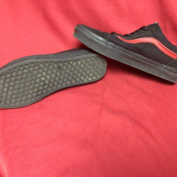 VANS Mickey Mouse shoes - Picture 2 of 5